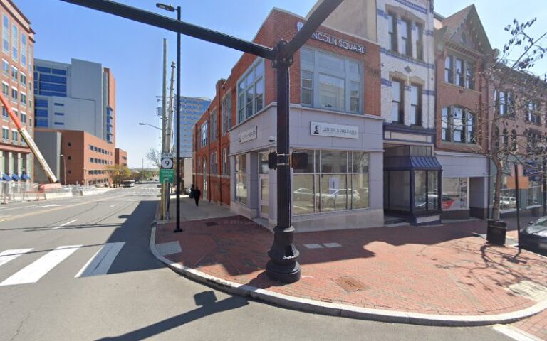 4th street chiropractic and pain management photo 1 768x480
