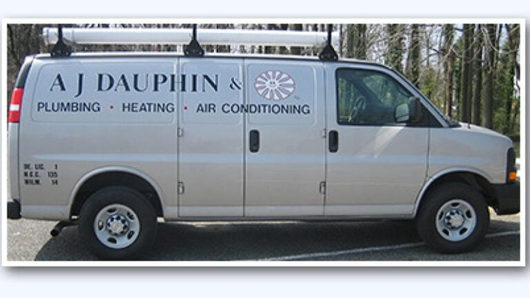 a j dauphin son 1 768x432