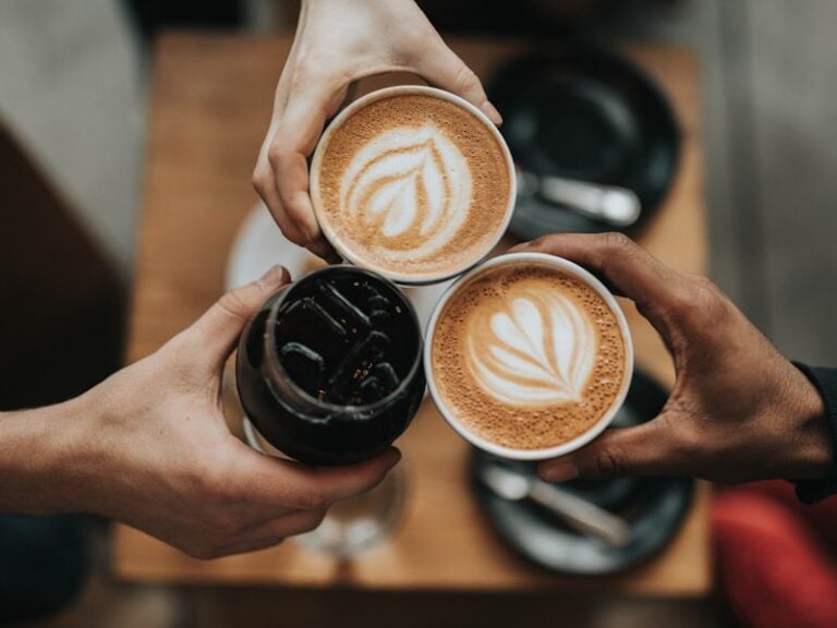 coffee shop 1 768x576