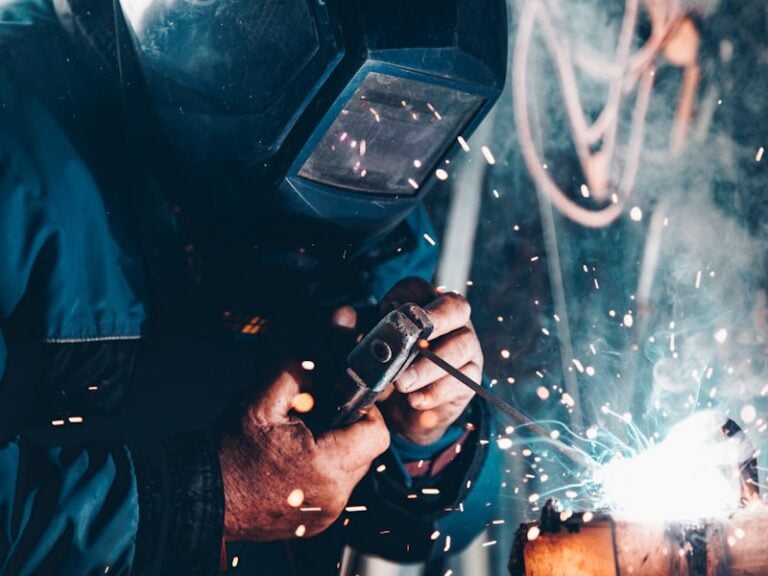 hvac technician 1 768x576