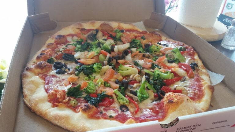 sciarrino s pizza of wilmington 1 768x432
